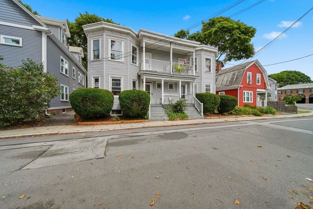 12 May St B, Salem, MA 01970