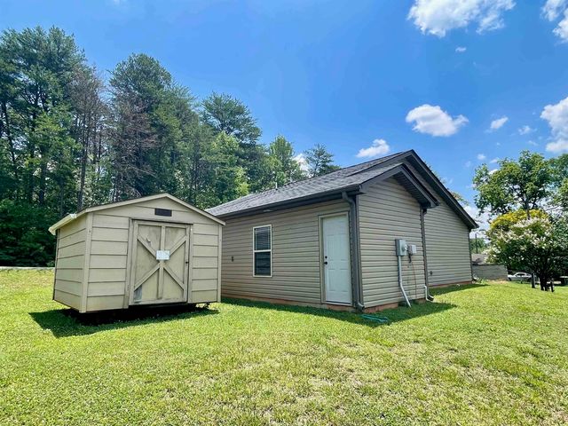 12 Bush Street, Inman, SC 29349