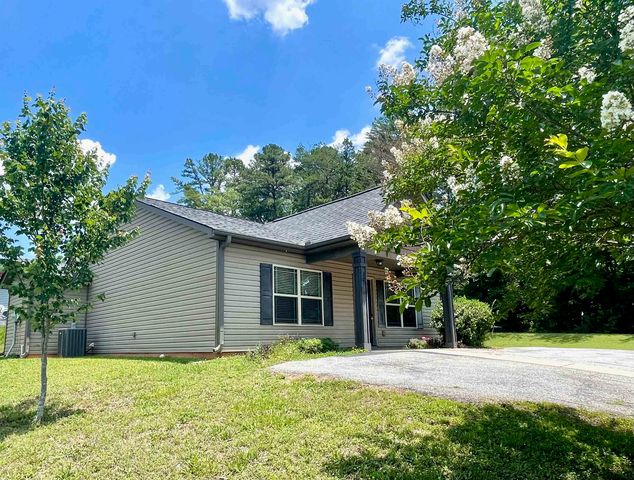 12 Bush Street, Inman, SC 29349