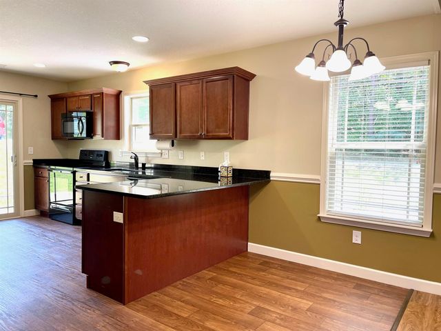 12 Bush Street, Inman, SC 29349