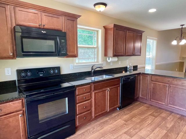 12 Bush Street, Inman, SC 29349
