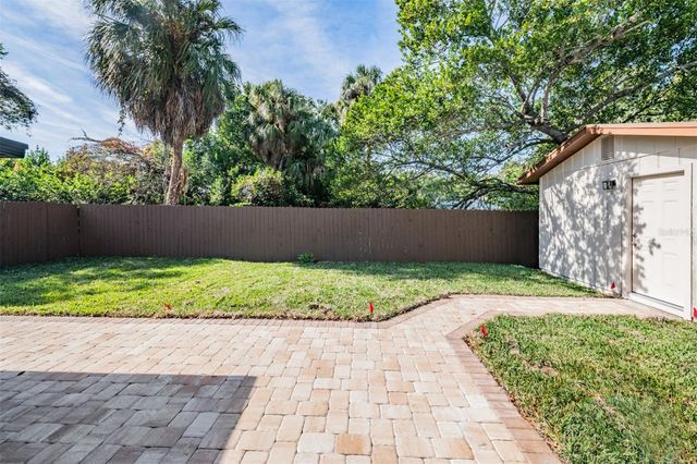 4323 S LOIS AVENUE, Tampa, FL 33611