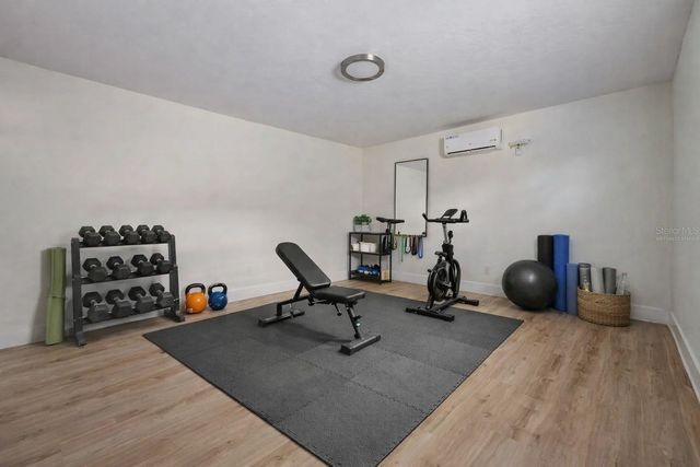 4323 S LOIS AVENUE, Tampa, FL 33611