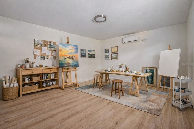 4323 S LOIS AVENUE, Tampa, FL 33611