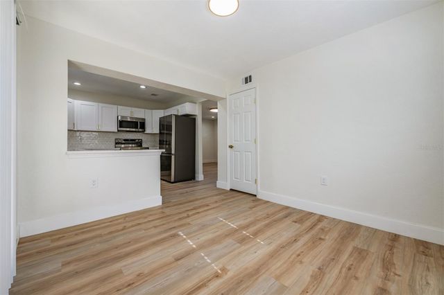 4323 S LOIS AVENUE, Tampa, FL 33611