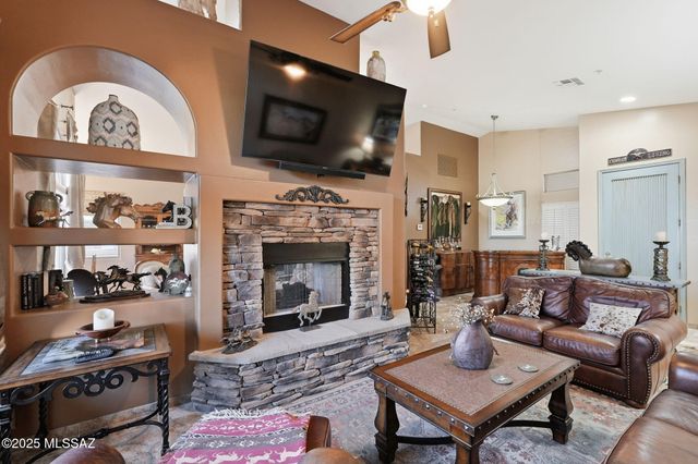 3461 S Abrego Drive, Green Valley, AZ 85614