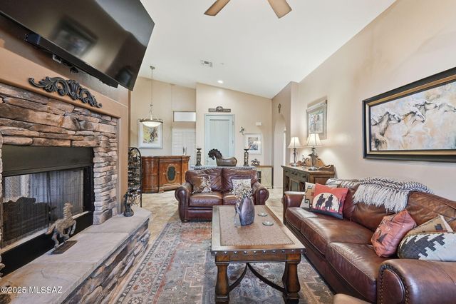 3461 S Abrego Drive, Green Valley, AZ 85614