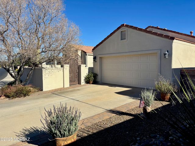 3461 S Abrego Drive, Green Valley, AZ 85614