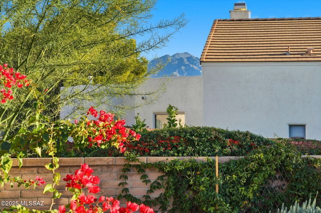 3461 S Abrego Drive, Green Valley, AZ 85614