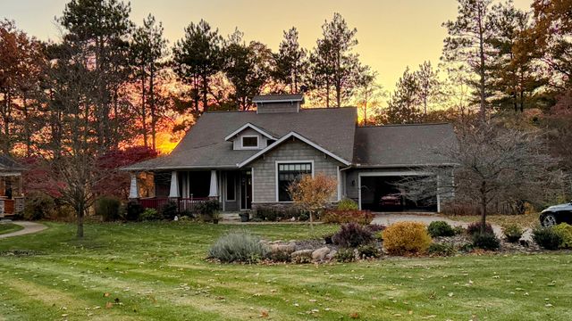 12294 Cranes Avenue, Richland, MI 49083