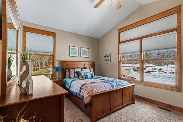 12294 Cranes Avenue, Richland, MI 49083