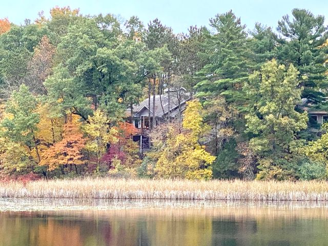 12294 Cranes Avenue, Richland, MI 49083