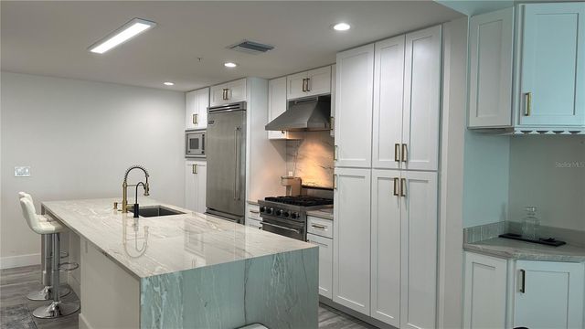 1120 E KENNEDY BOULEVARD 926, Tampa, FL 33602