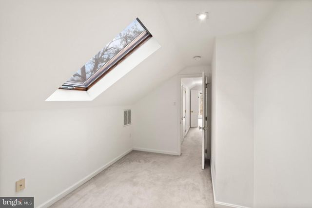 2928 HUNTER RD, Fairfax, VA 22031