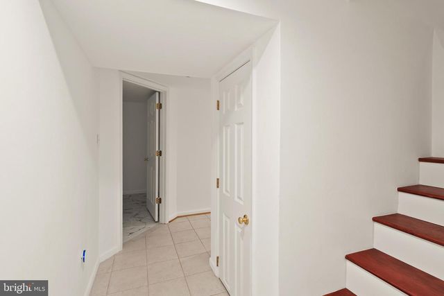 2928 HUNTER RD, Fairfax, VA 22031