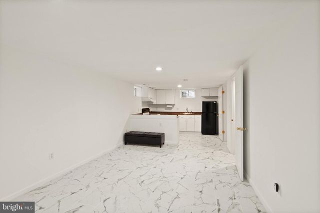 2928 HUNTER RD, Fairfax, VA 22031