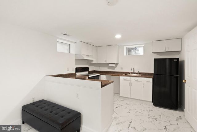 2928 HUNTER RD, Fairfax, VA 22031