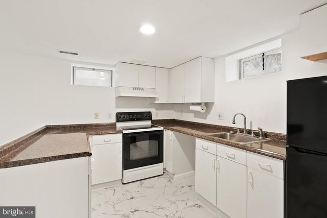 2928 HUNTER RD, Fairfax, VA 22031