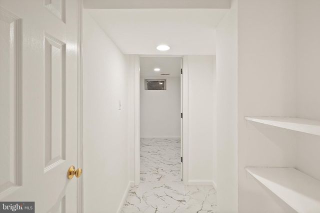 2928 HUNTER RD, Fairfax, VA 22031