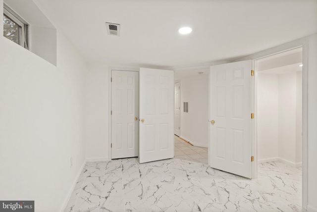 2928 HUNTER RD, Fairfax, VA 22031