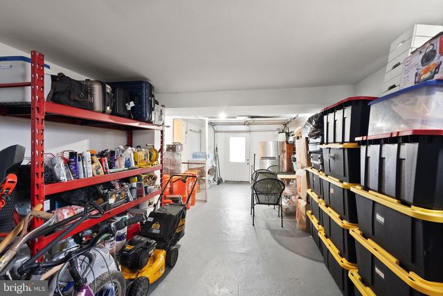 2928 HUNTER RD, Fairfax, VA 22031