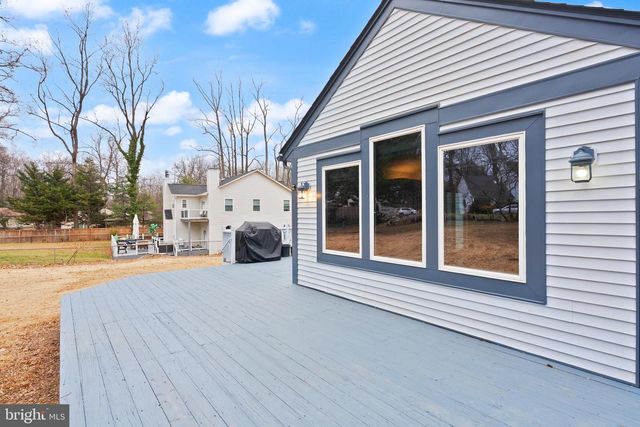 2928 HUNTER RD, Fairfax, VA 22031