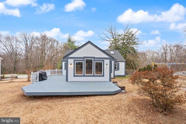 2928 HUNTER RD, Fairfax, VA 22031