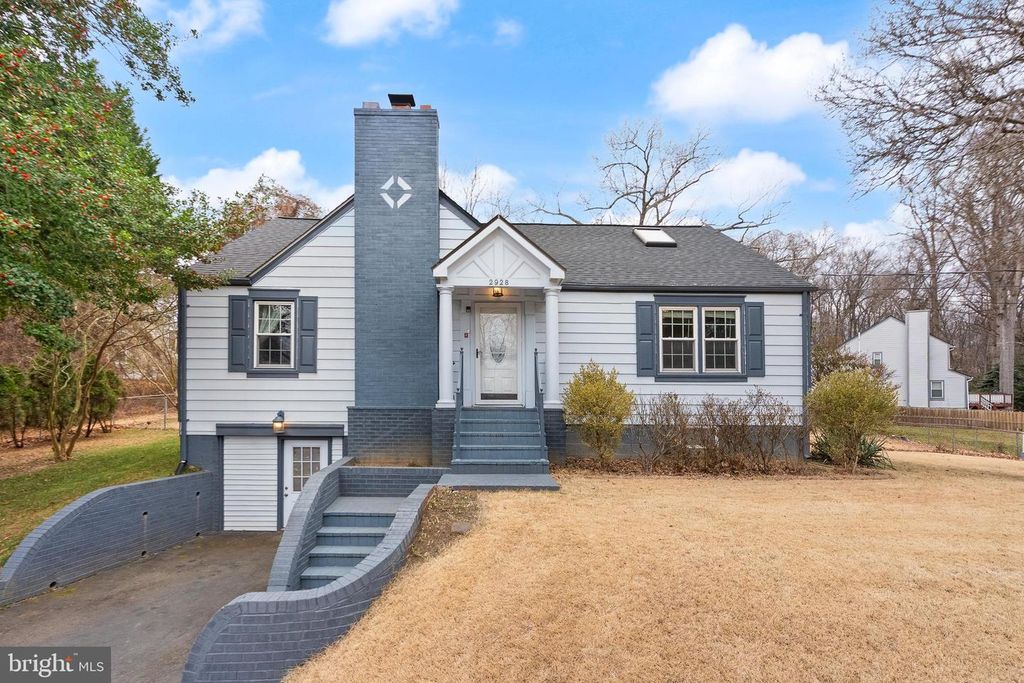 2928 HUNTER RD, Fairfax, VA 22031