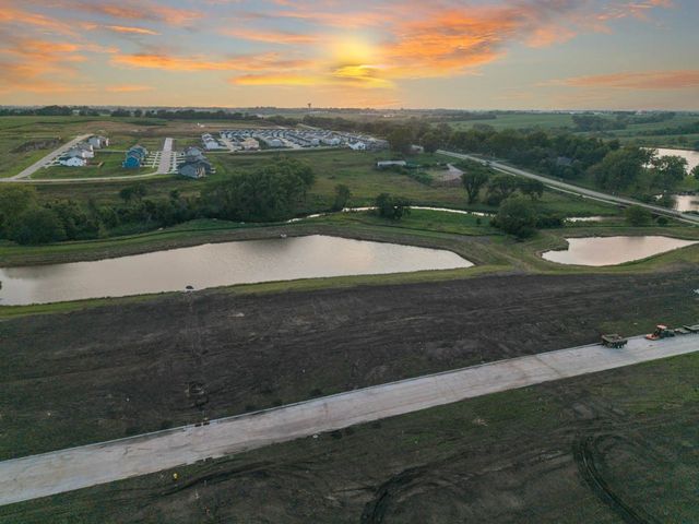 2915 Clearwater Drive, Norwalk, IA 50211