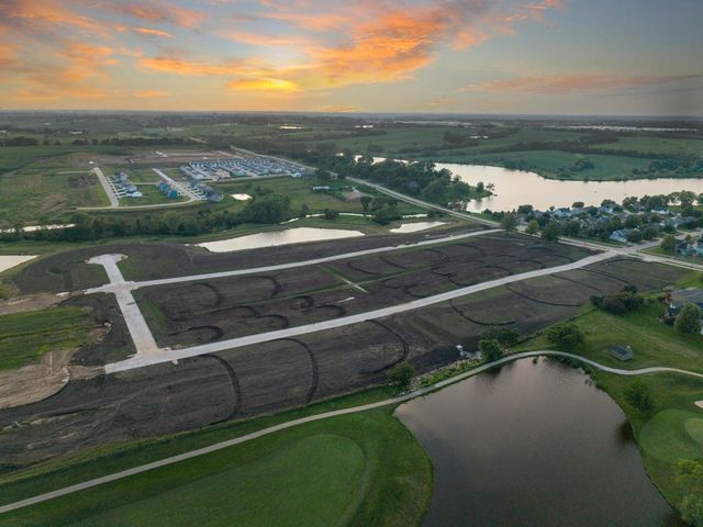 2915 Clearwater Drive, Norwalk, IA 50211