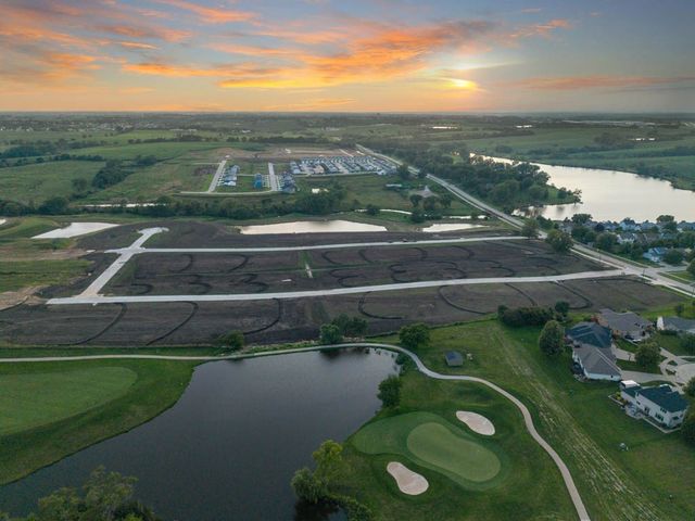 2915 Clearwater Drive, Norwalk, IA 50211