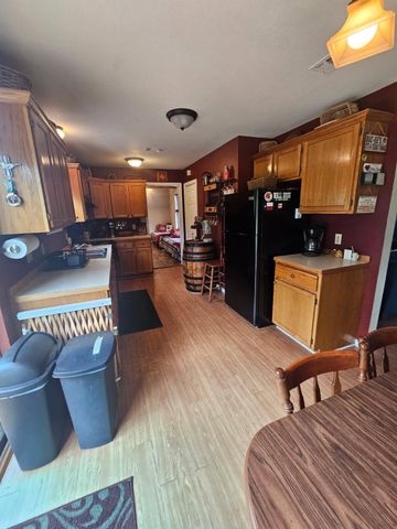 7247 County Road 4334, Larue, TX 75770
