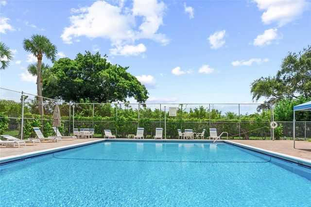 5500 NW 2nd Ave 119, Boca Raton, FL 33487