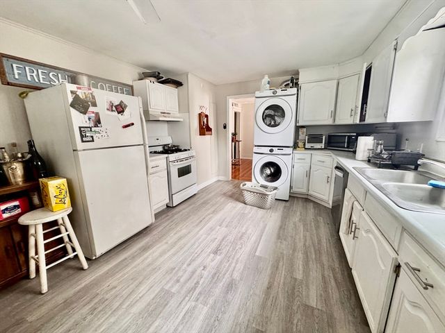 36 Simpson Ave 2, Somerville, MA 02144