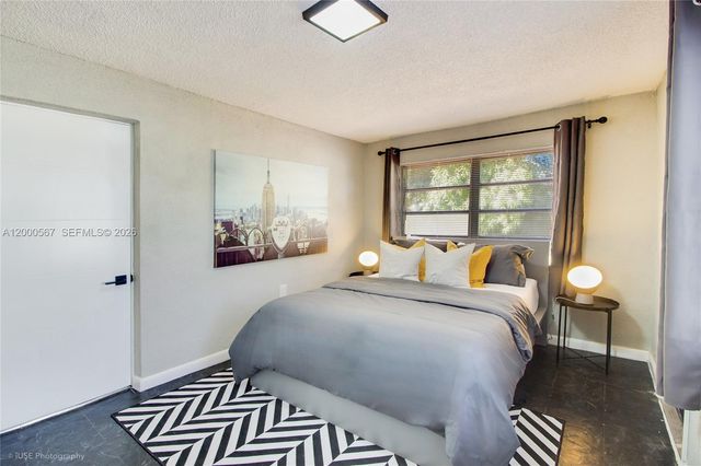 755 NW 43rd St ., Miami, FL 33127