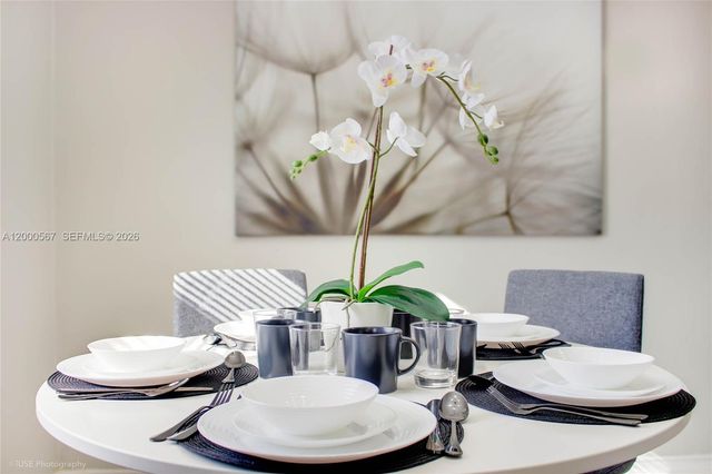 755 NW 43rd St ., Miami, FL 33127