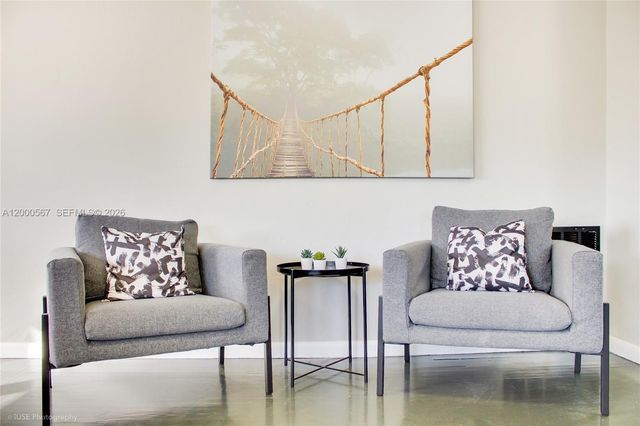 755 NW 43rd St ., Miami, FL 33127