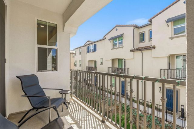 433 Jupiter GLN, Escondido, CA 92025