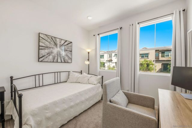 433 Jupiter GLN, Escondido, CA 92025