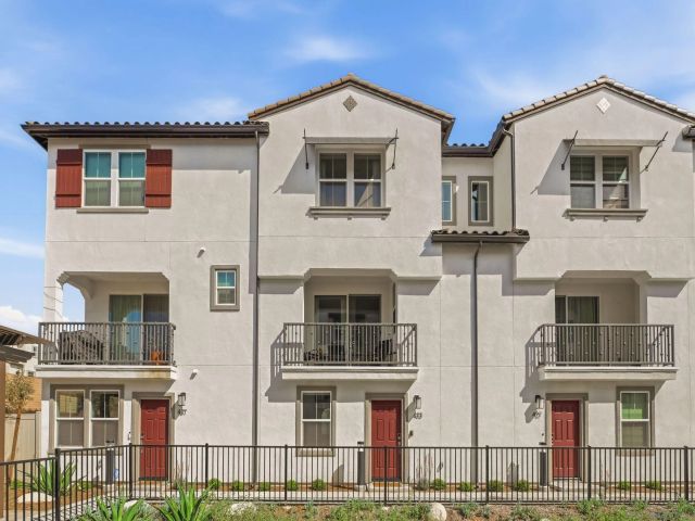 433 Jupiter GLN, Escondido, CA 92025