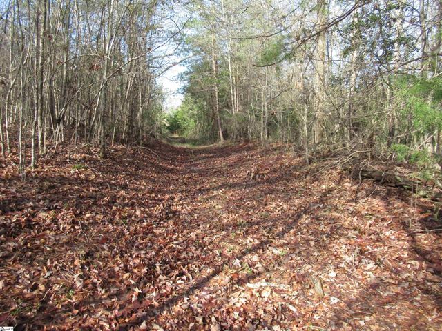 Amberway Road, Easley, SC 29640