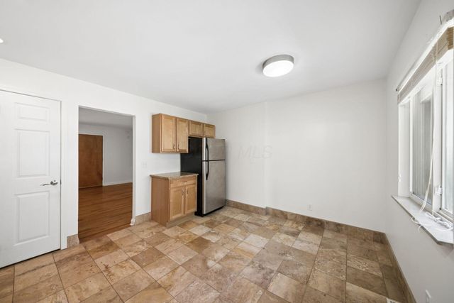 328 Fenway Road, D, Columbus, OH 43214