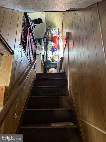 4685 UPPER RD, Shamokin, PA 17872