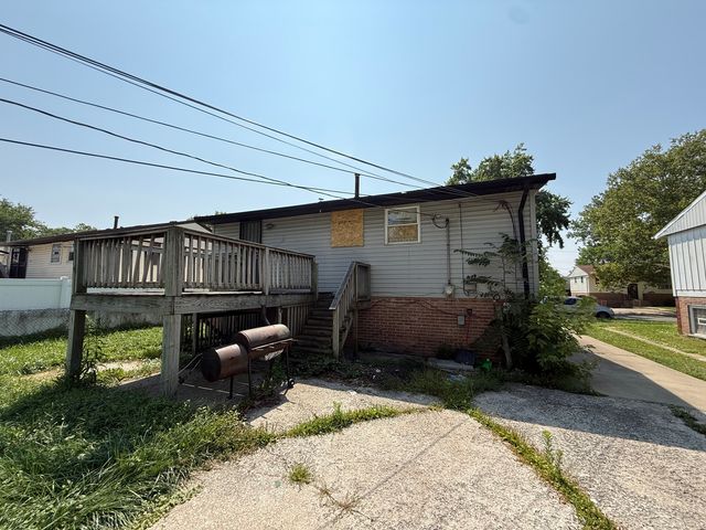 11723 S RACINE Avenue, Chicago, IL 60643