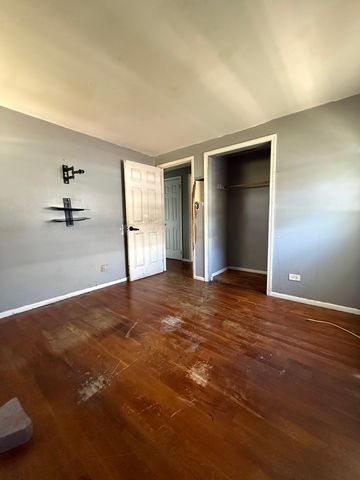 11723 S RACINE Avenue, Chicago, IL 60643