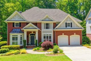 6032 Thunder Woods Trail, Sugar Hill, GA 30518