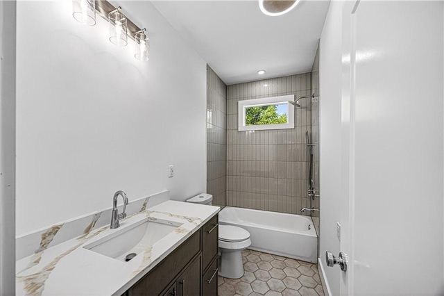 985 Mcdaniel Street SW, Atlanta, GA 30310