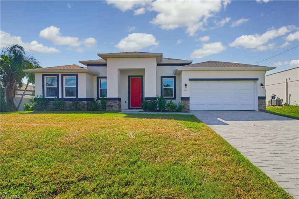 Image 1 of property listing at 1112 NE 19th ST, Cape Coral, FL 33909