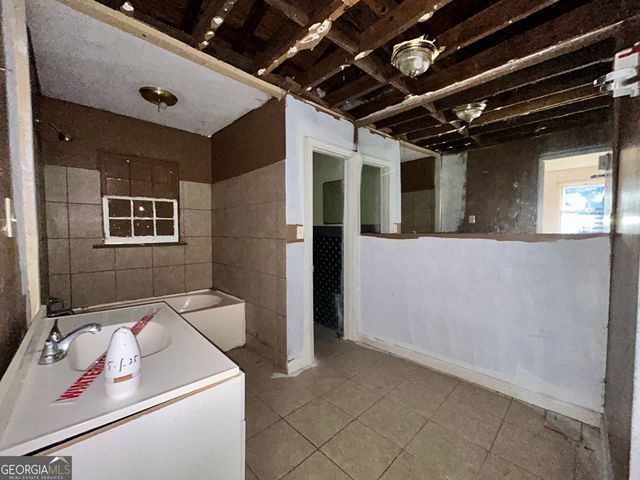 806 Magnolia Drive, Macon, GA 31217