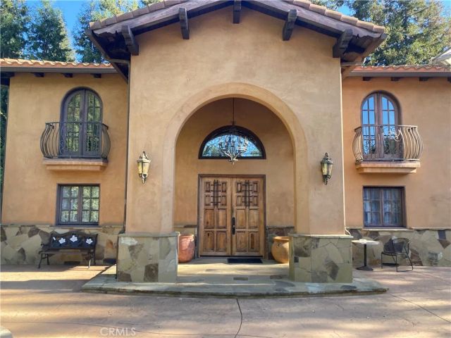 23254 Hatteras, Woodland Hills, CA 91367